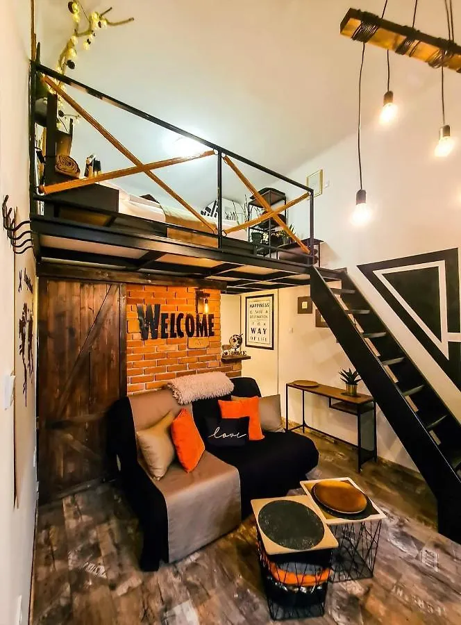 Rustic Flat With Perfect Location Appartamento