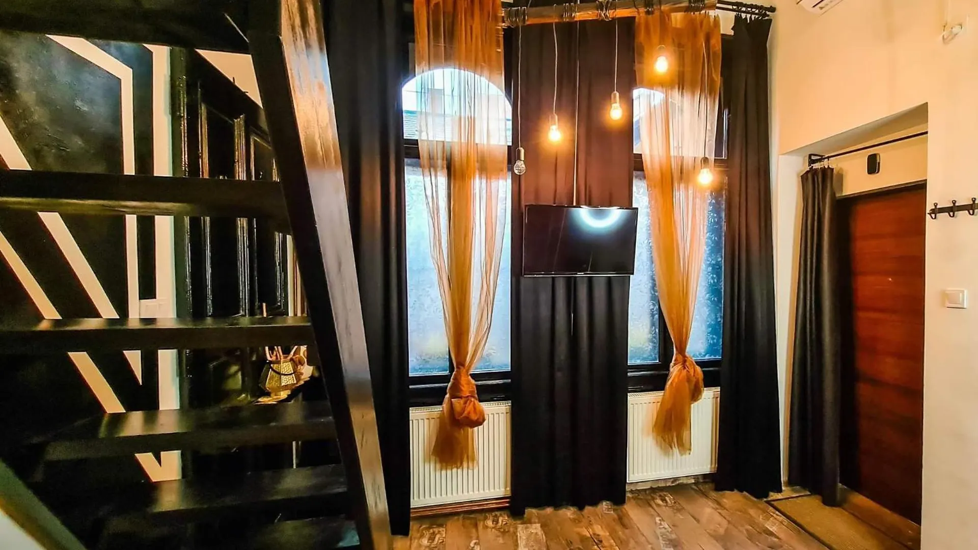 Appartamento Rustic Flat With Perfect Location